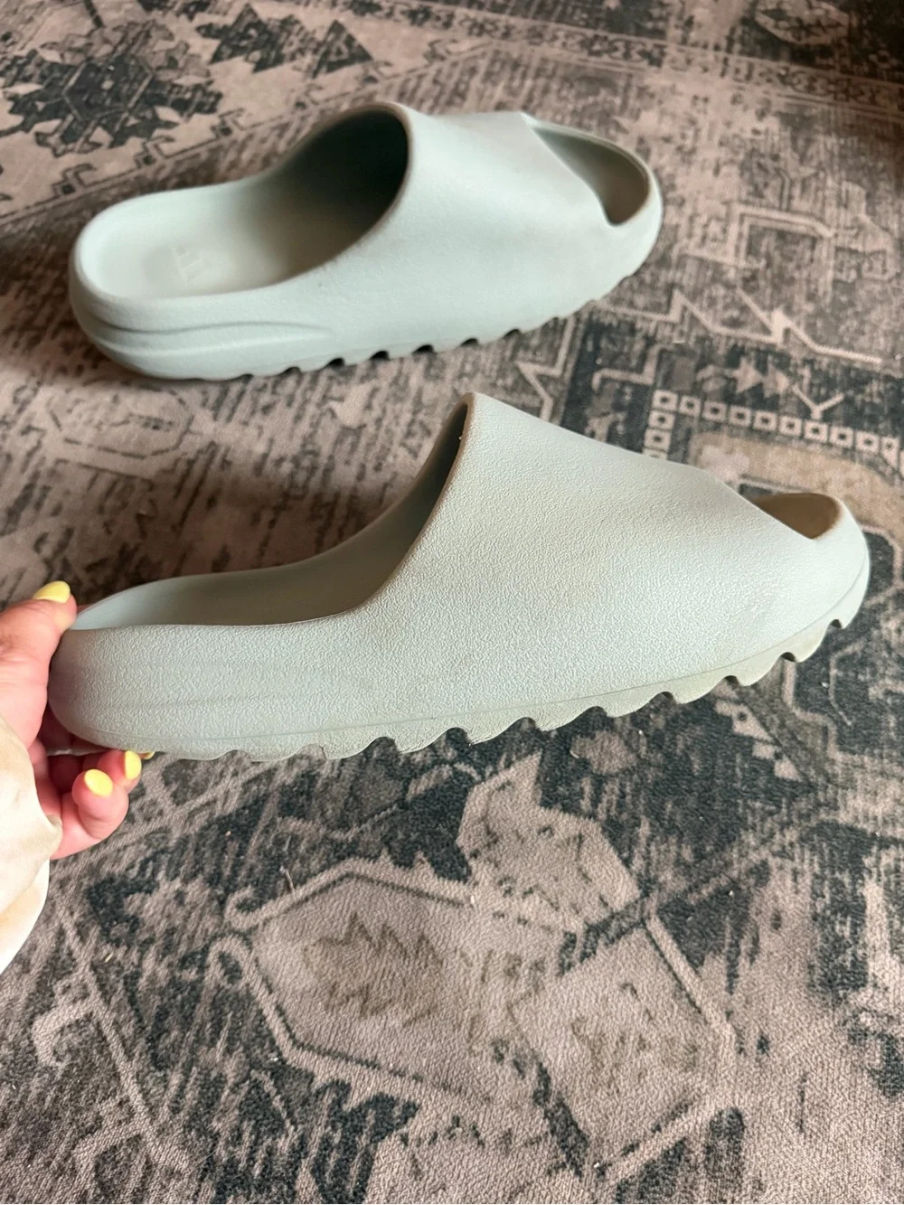 adidas Yeezy Slide 